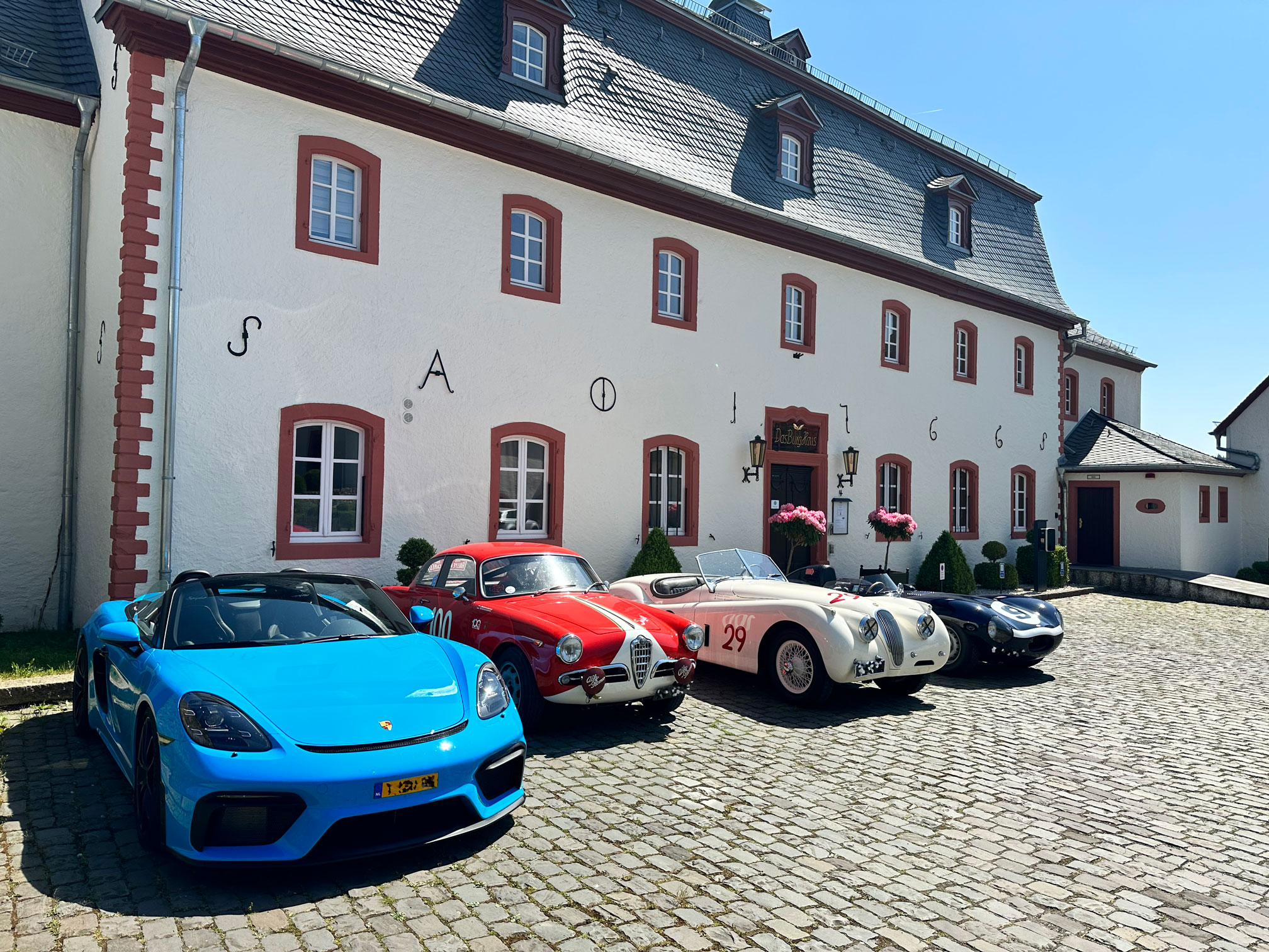 Zehntscheune in Kronenburg – es gibt in Kronenburg und seiner unmittelbaren Umgebung viel zu entdecken und zu erleben. Zehntscheune in Kronenburg - es gibt in Kronenburg und seiner unmittelbaren Umgebung viel zu entdecken und zu erleben.